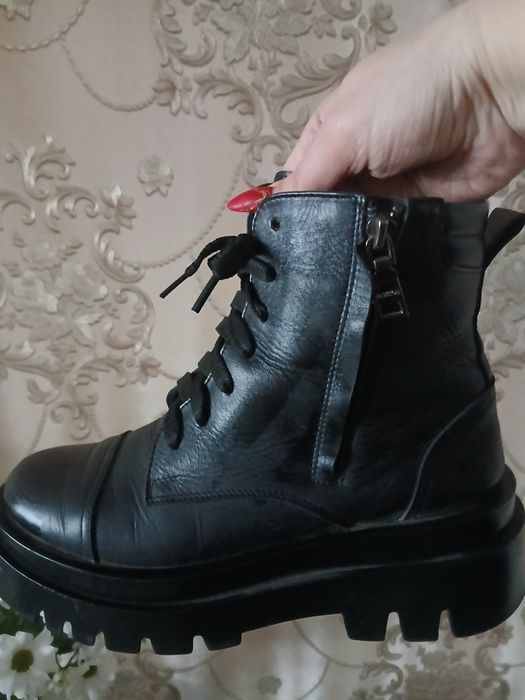 Ботинки женские кожаные