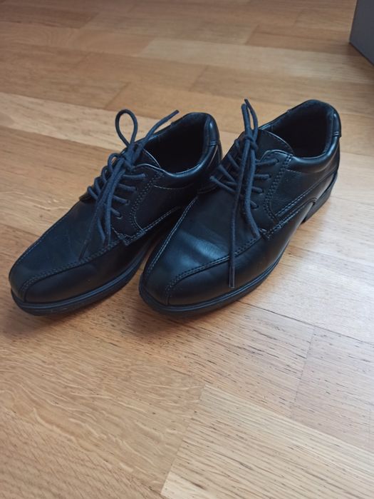 Eleganckie buty do Komunii, r. 32