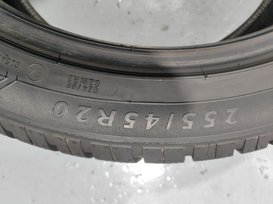 2 pnues semi novos 255-45 R20 Dunlop - Oferta dos portes