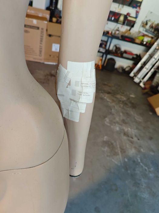 Manekin kobieta 2 m z peruką