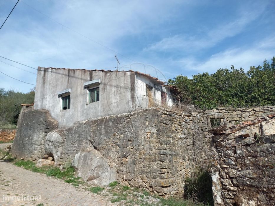 Moradia T1 para venda — Alvaiázere, Leiria