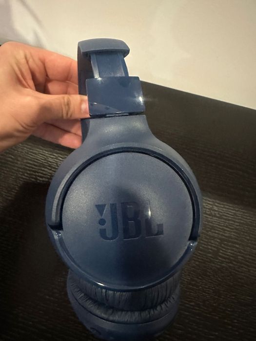 Fones JBL como novos