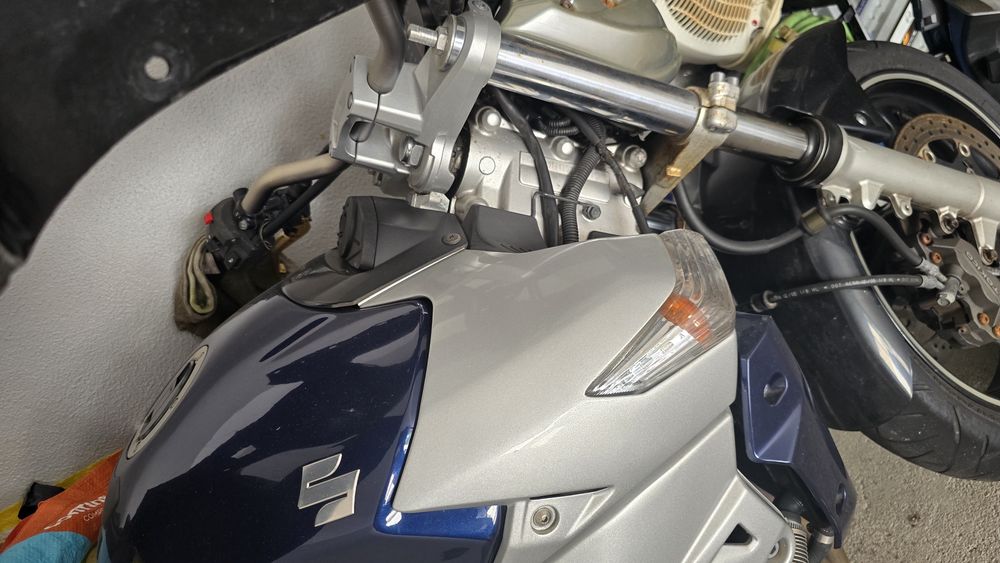 MOTO Suzuki Gsx 600 excelente