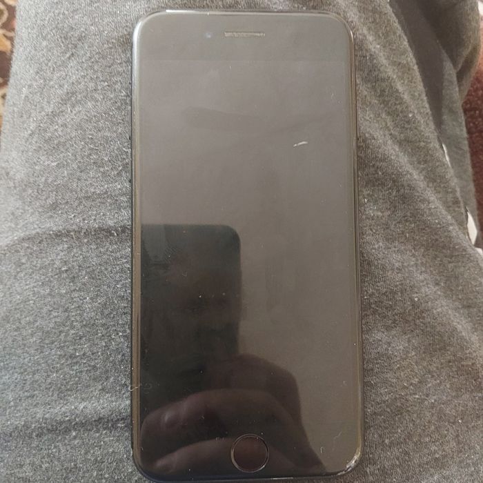 Sprzedam iPhone 7