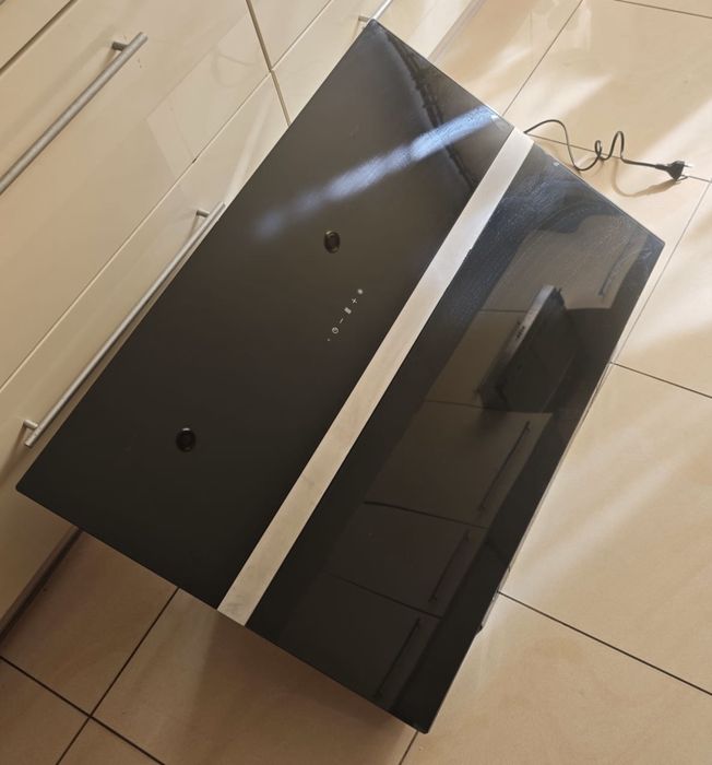 Okap kuchenny AKPO WK-9 Venus 90 cm – szkło czarne, dotykowy