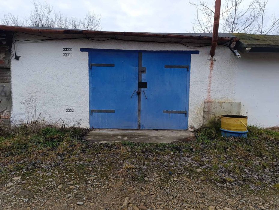 Продам гараж з ямою