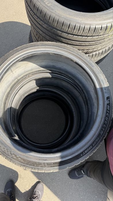 Michelin pilot Sport 5 255 35 20