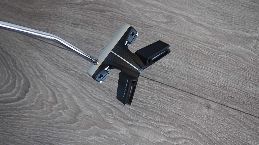 Kij do golfa Putter ODYSSEY Tulon Indianapolis 33,5 ''