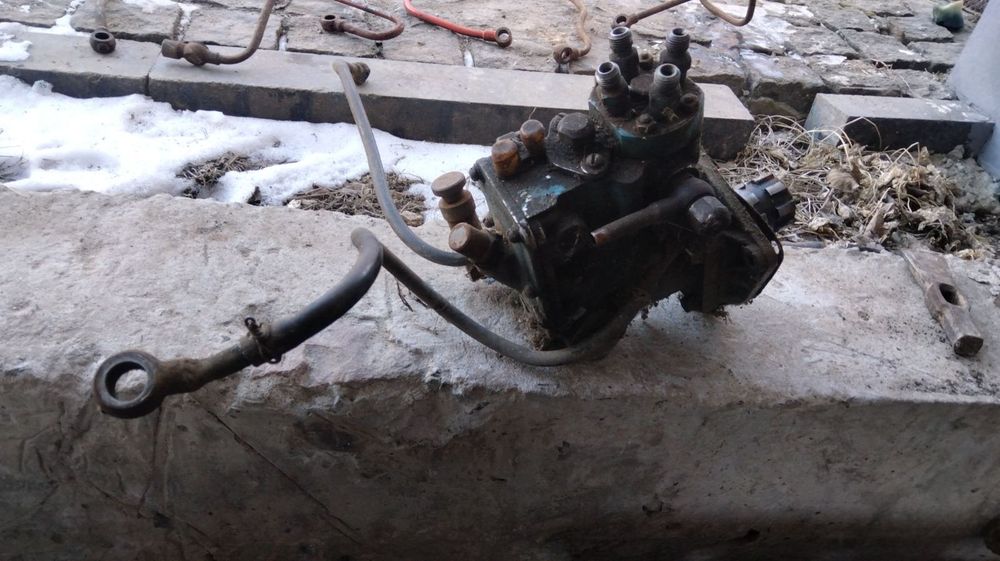 Продам головний вал Т-25