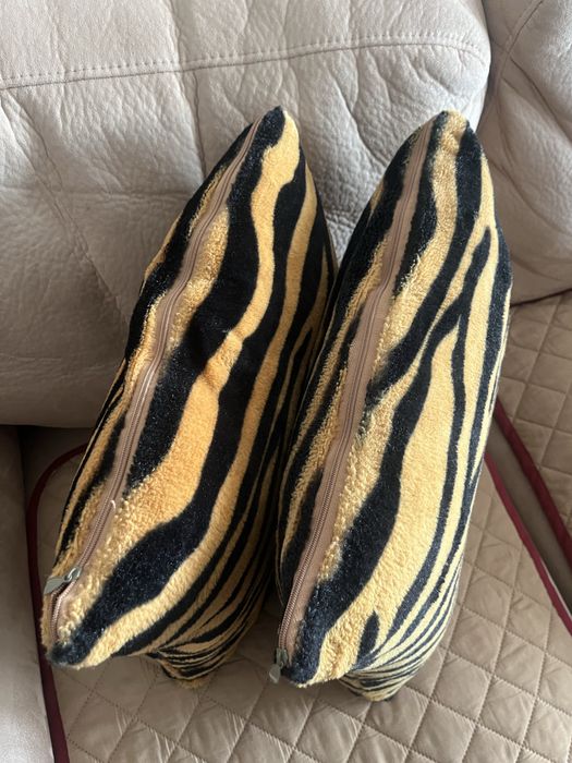 2 Almofadas e capas laváveis zebra com fecho eclair