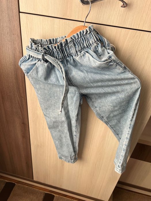 Продам джинси next