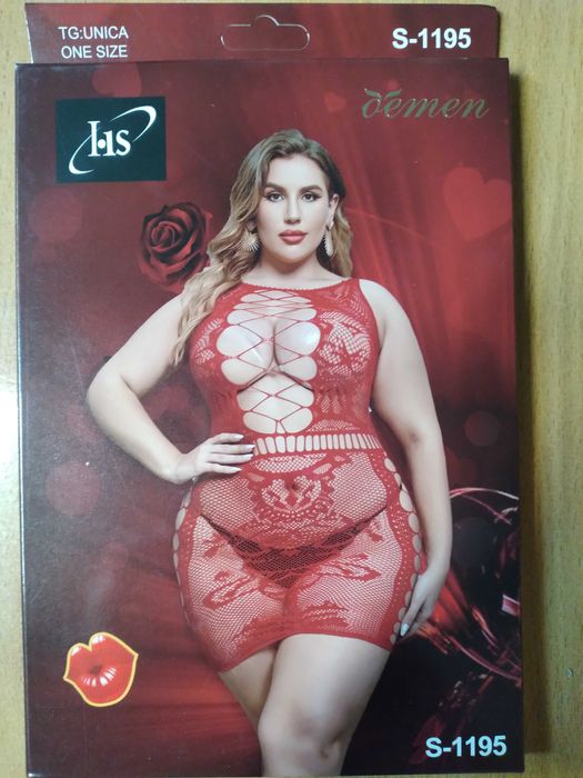 NOWY Strój wieczorowy kolor czarny rozmiar S /
Zachęcam do zakupu