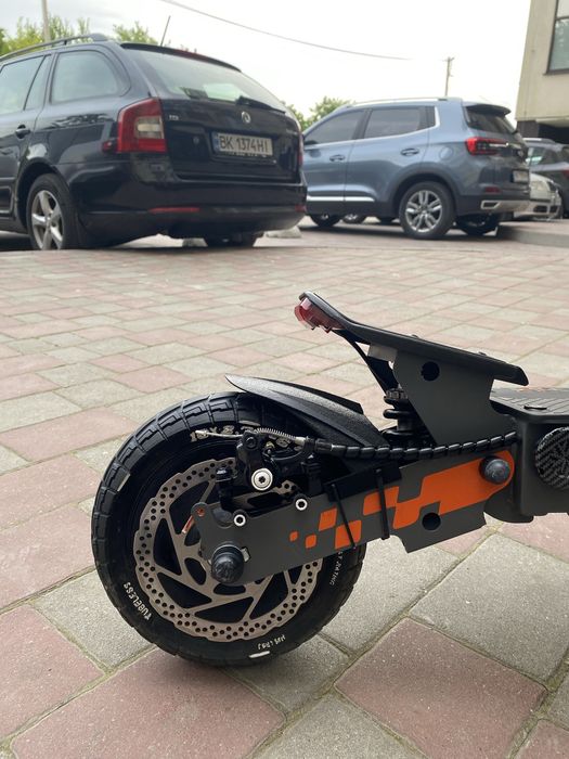 Продаю свій власний самокат KuKirin G2 2025