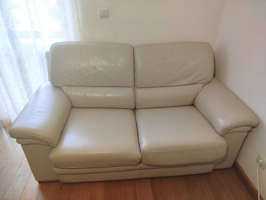 Sofa cama em pele verdadeira - Talaíde