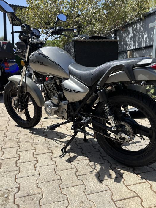 Moto zontes 125