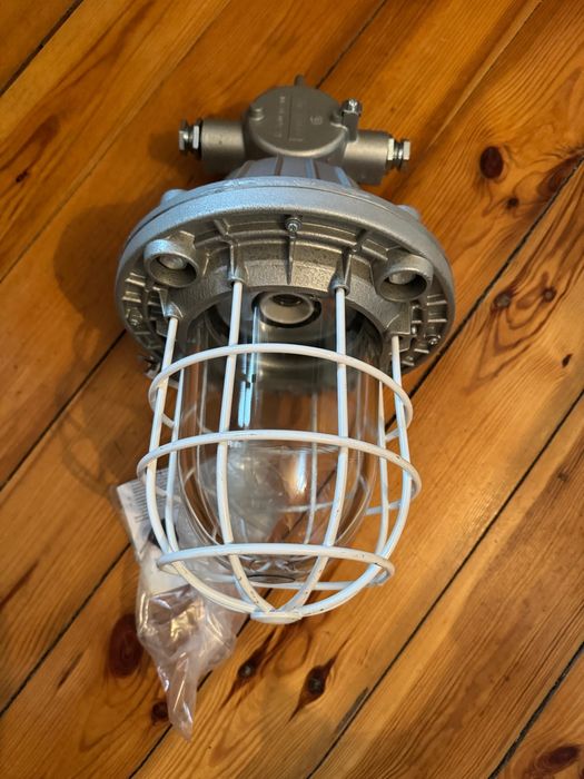 Lampa przemysłowa wilkasy OMP-200