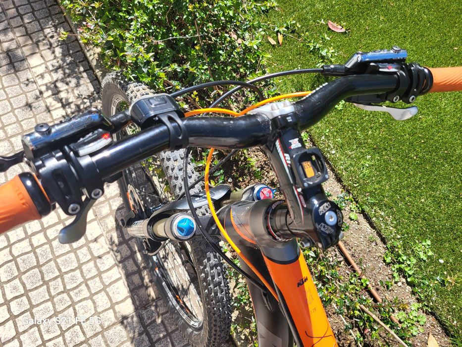 BTT KTM 12Kg Suspensão Total 29” –  Shimano XT – Suspensão FOX