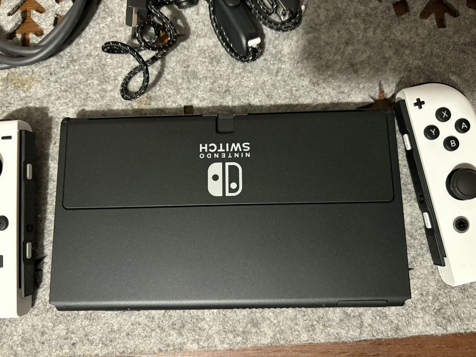 Nintedo Switch Oled Jak Nowy