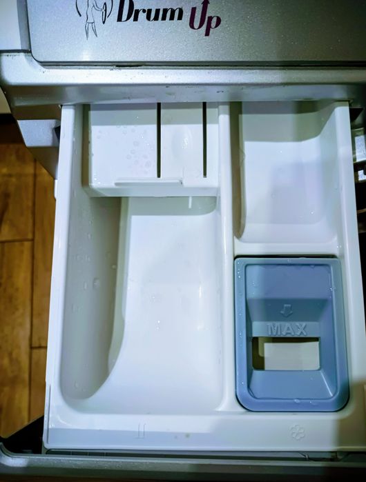 Pralka pralnica suszarka 10/6 kg.