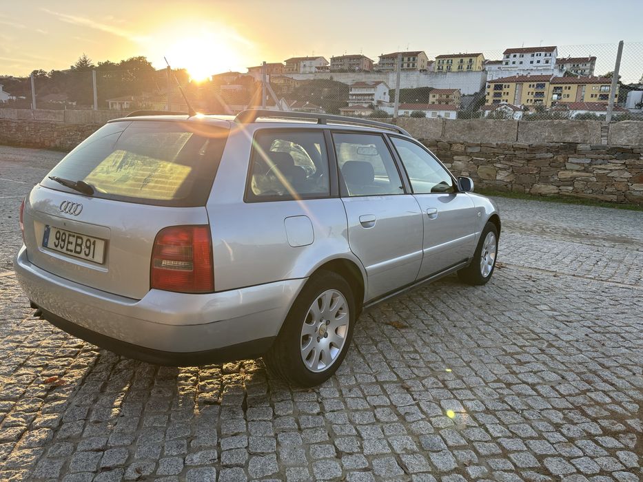 Audi A4 avant.