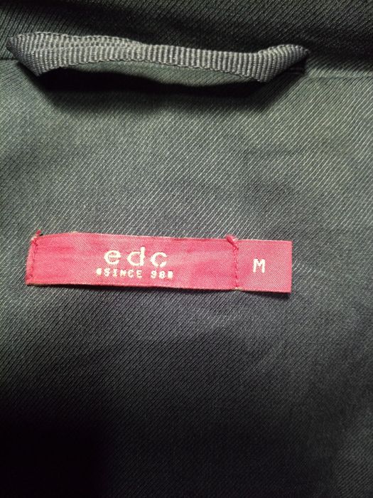 Пуховик женский с капюшоном