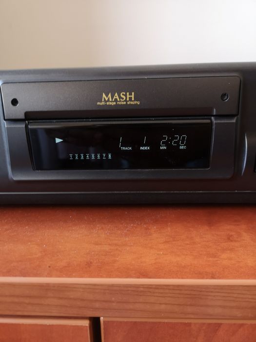 Technics SL-PS670D