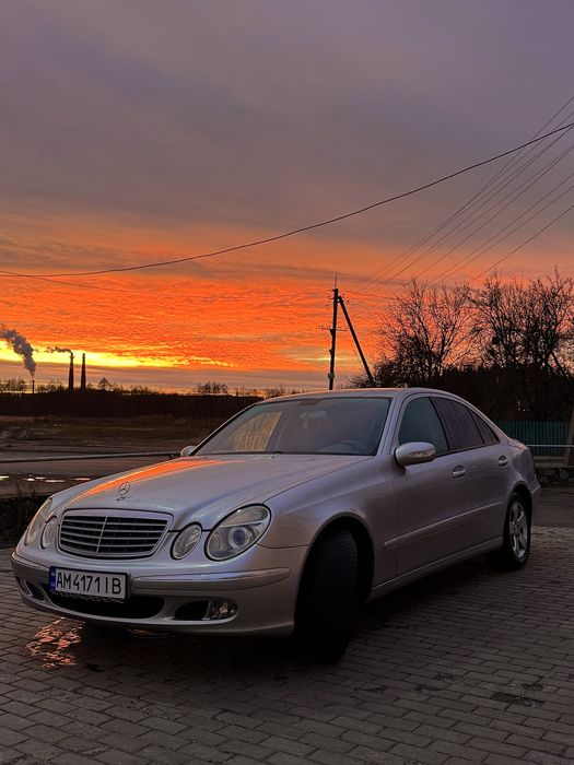 Продам авто,  масло двигун не бере, не димить,не троїть, стан салону 8/10, масла вільтра замінено зроблена ходова  єсть мінус задній бампер але не критично, електроніка вся робить кожна кнопка, розход по місту 9/11 по трасі 5/7  топлевна зроблена  двигун сухий  масла не пускає не де, продаю шукаю, щось новіше,  авто варте уваги !