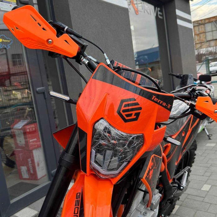GEON TerraX 250 YGH 21/18 PRO Loncin 171FMM 25 к.с. повітряне доставка