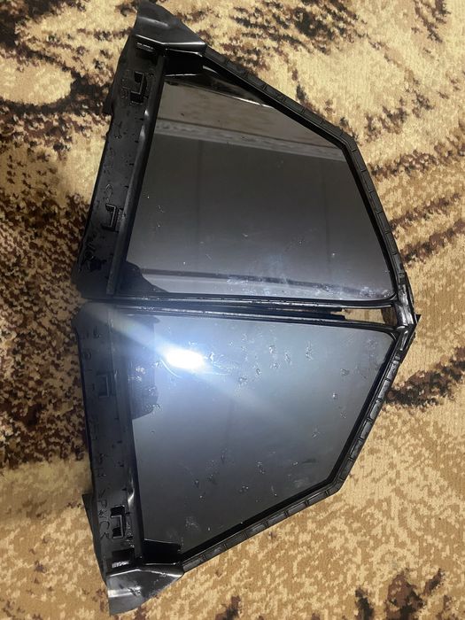 Скло на мазду 6