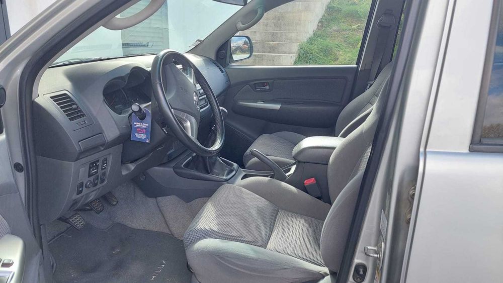 Pick-up Toyota 4x4 Hillux Tracker D4D