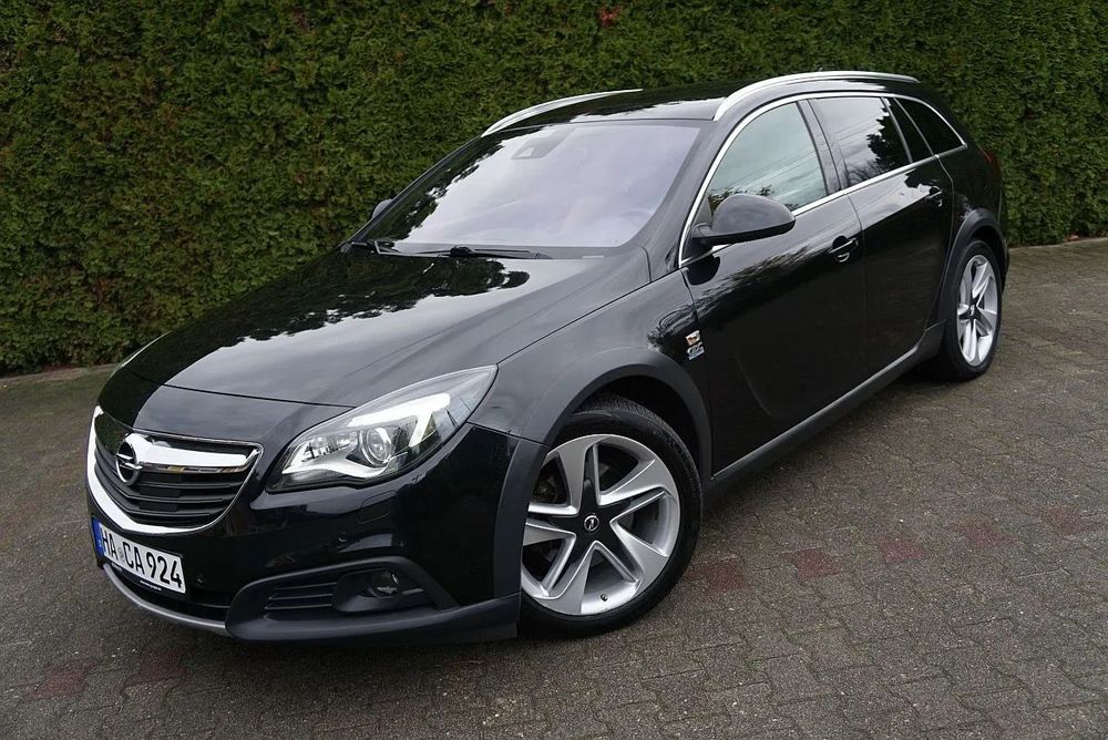 Opel Insignia BI-TURBO COUNTRY OPC 4x4 Xenon Skóry Kamera Navi Ledy  FULL