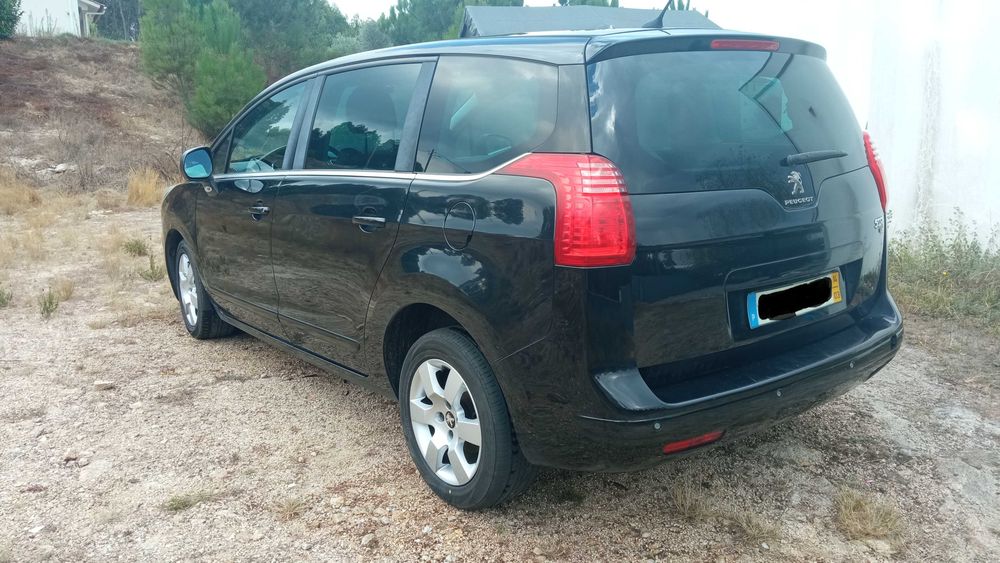 Peugeot 5008 1.6HDi 7L
