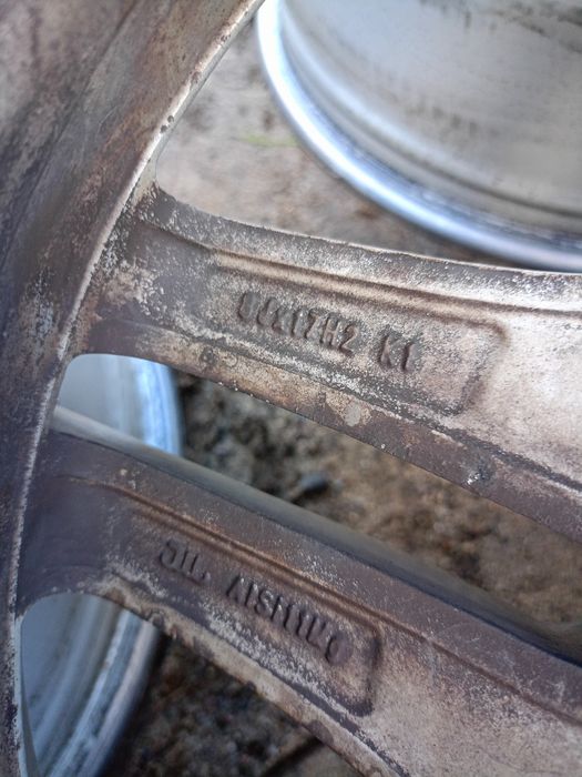 Alufelgi BMW r17  8j et30