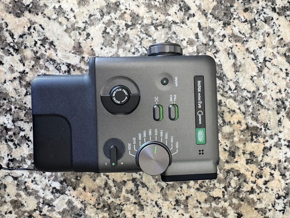 FUJIFILM INTAX mini evo cinema - COMO NOVA