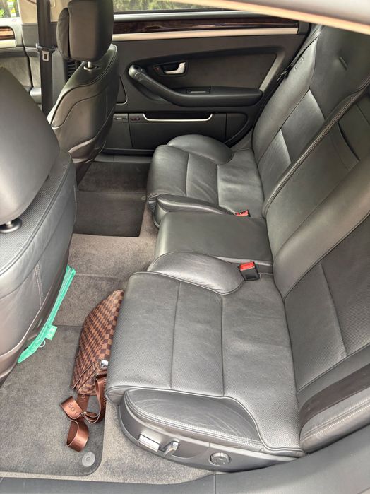 Audi A8 d3 3.0tdi long Quattro