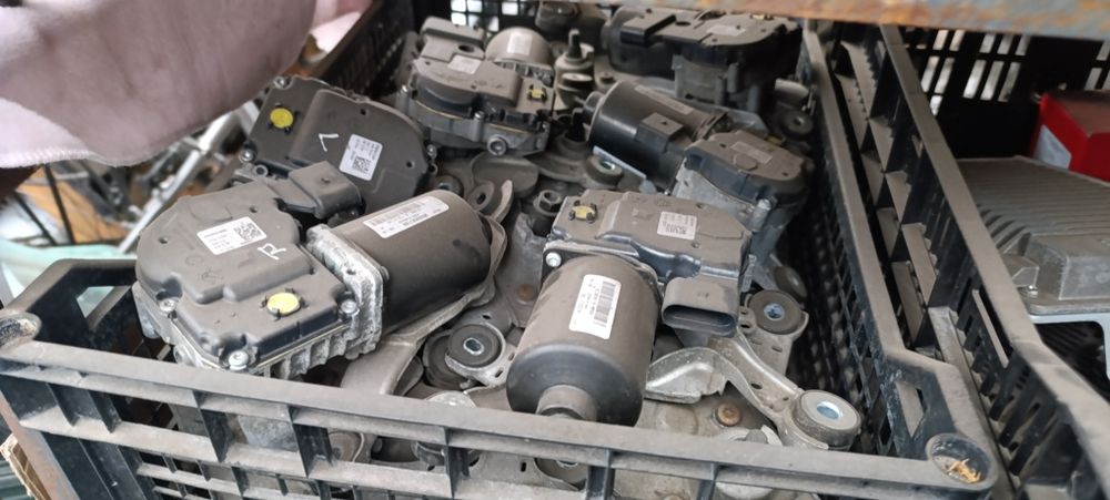 Ford Fusion mk5 задній підрамник в ідеальному стані 13-20