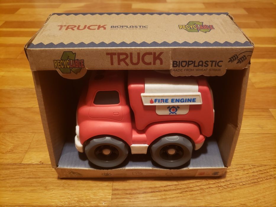Camião de bombeiros em bioplástico