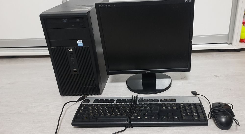 Стаціонарний комп'ютер LG,HP