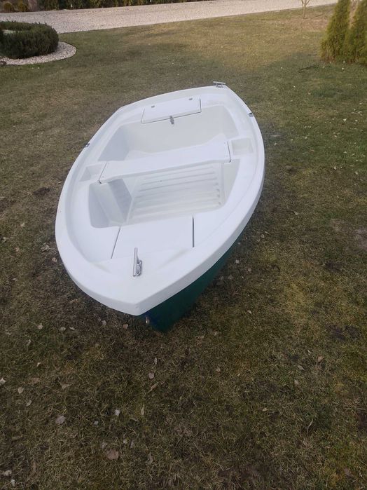Łódź wędkarska stan bdb 2,85 cm,1,35