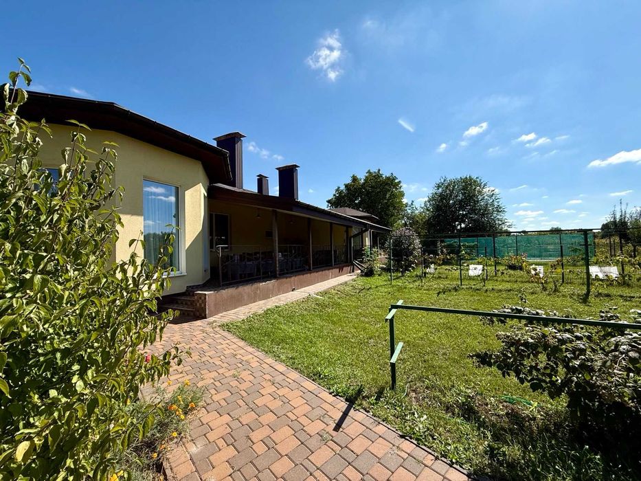 Будинок 203 м2 з євроремонтом. Супер ціна. 25 соток. Сад. Тераса