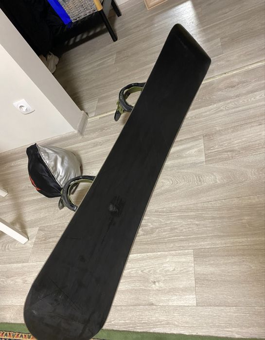 Сноуборд в гарному стані