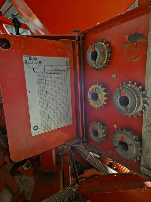 Siewnik do kukurydzy Kverneland Optima Hd