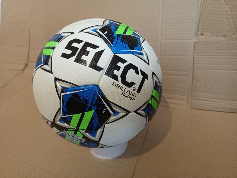 Високоякісний футбольний м'яч Select. Розмір 5