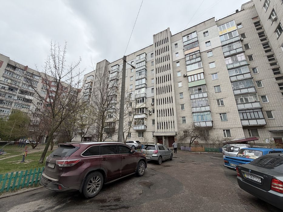 Продам 3 ком ул. Днепровская Сертификат