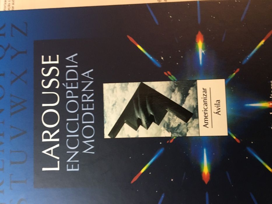 18 livros Enciclopédia Moderna Larousse Circulo Leitores