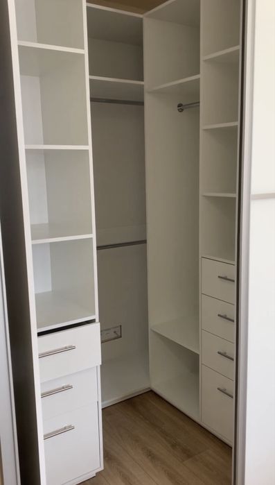 Продается 2 комнатная квартира. Центр. Славянск.