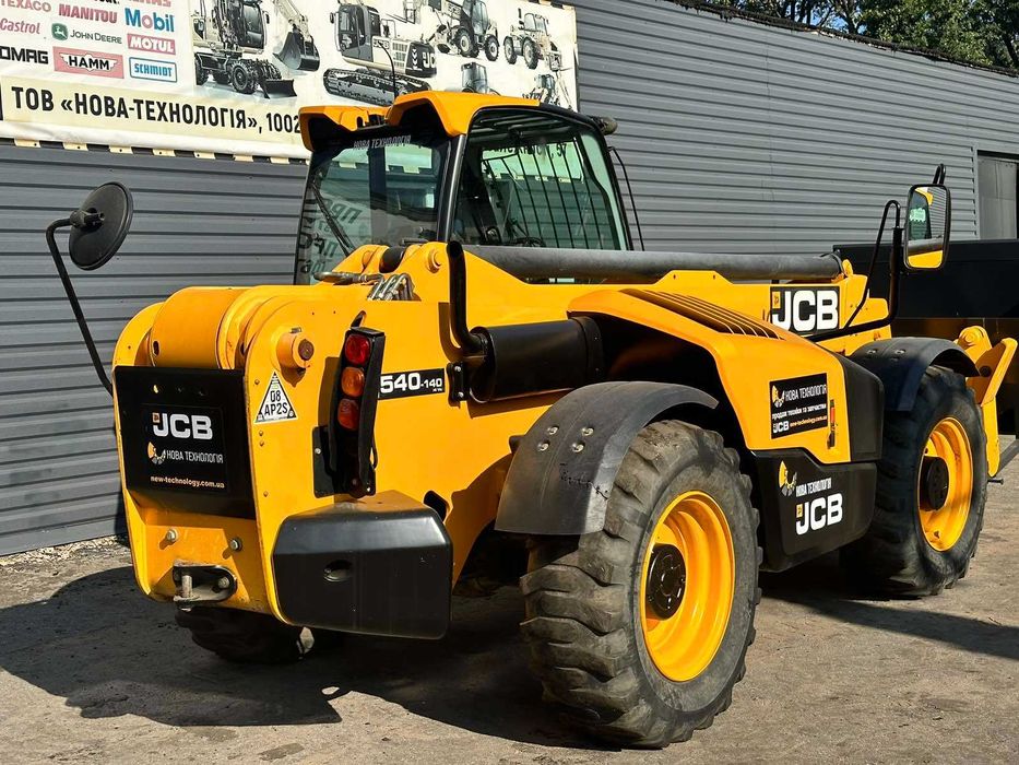 Продаж спецтехніка Навантажувач телескопічний JCB 540-140