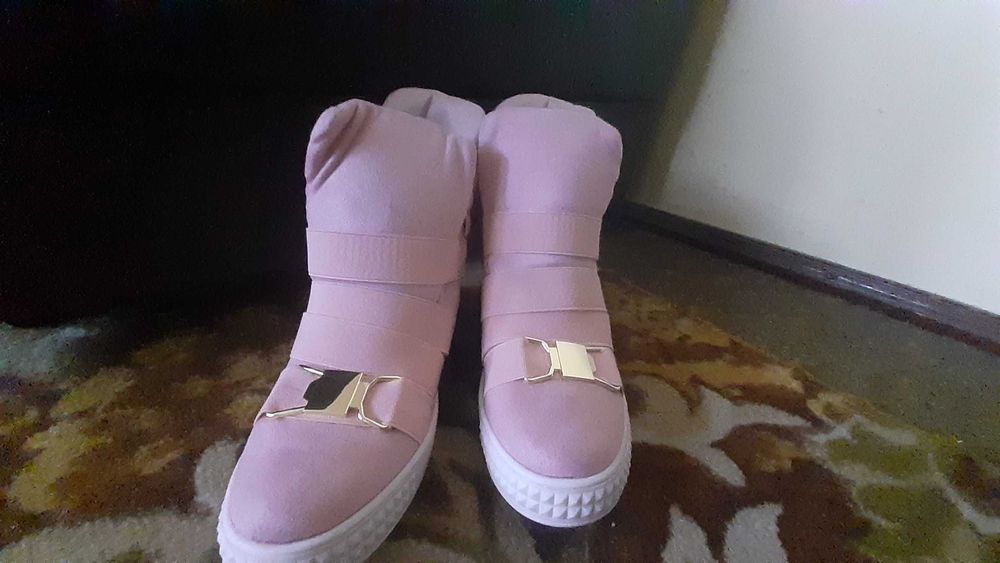 Buty platforma rozm. 39 pudrowy róż