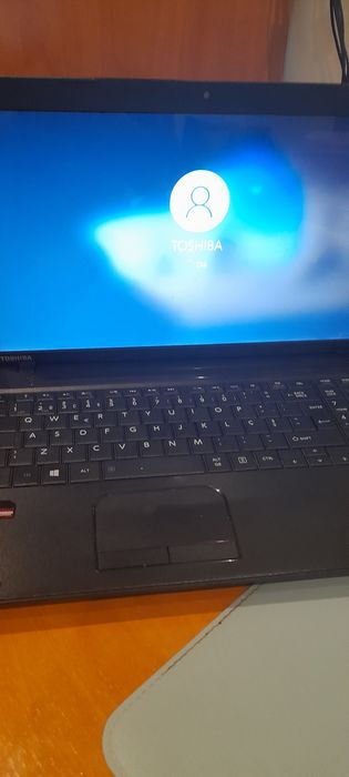 Portatil Toshiba satellite c50d-a-110
