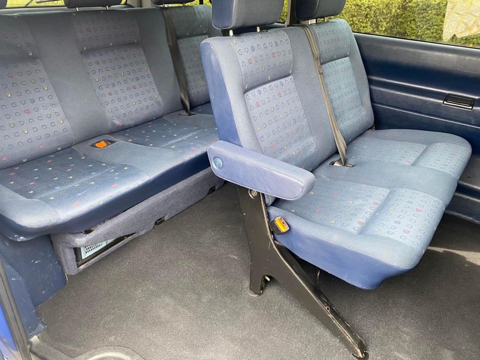 Vw t4 Caravelle  2,5 tdi Automat Stan Bardzo Dobry